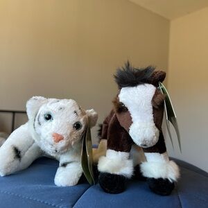 2000s White Tiger and Brown Horse Preferred Pets Plush Toys